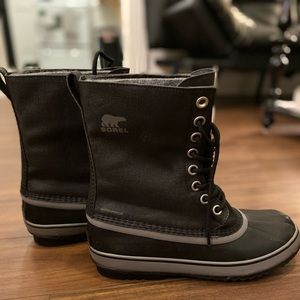 Sorel Women’s 1964 CVS Boot in black/quarry